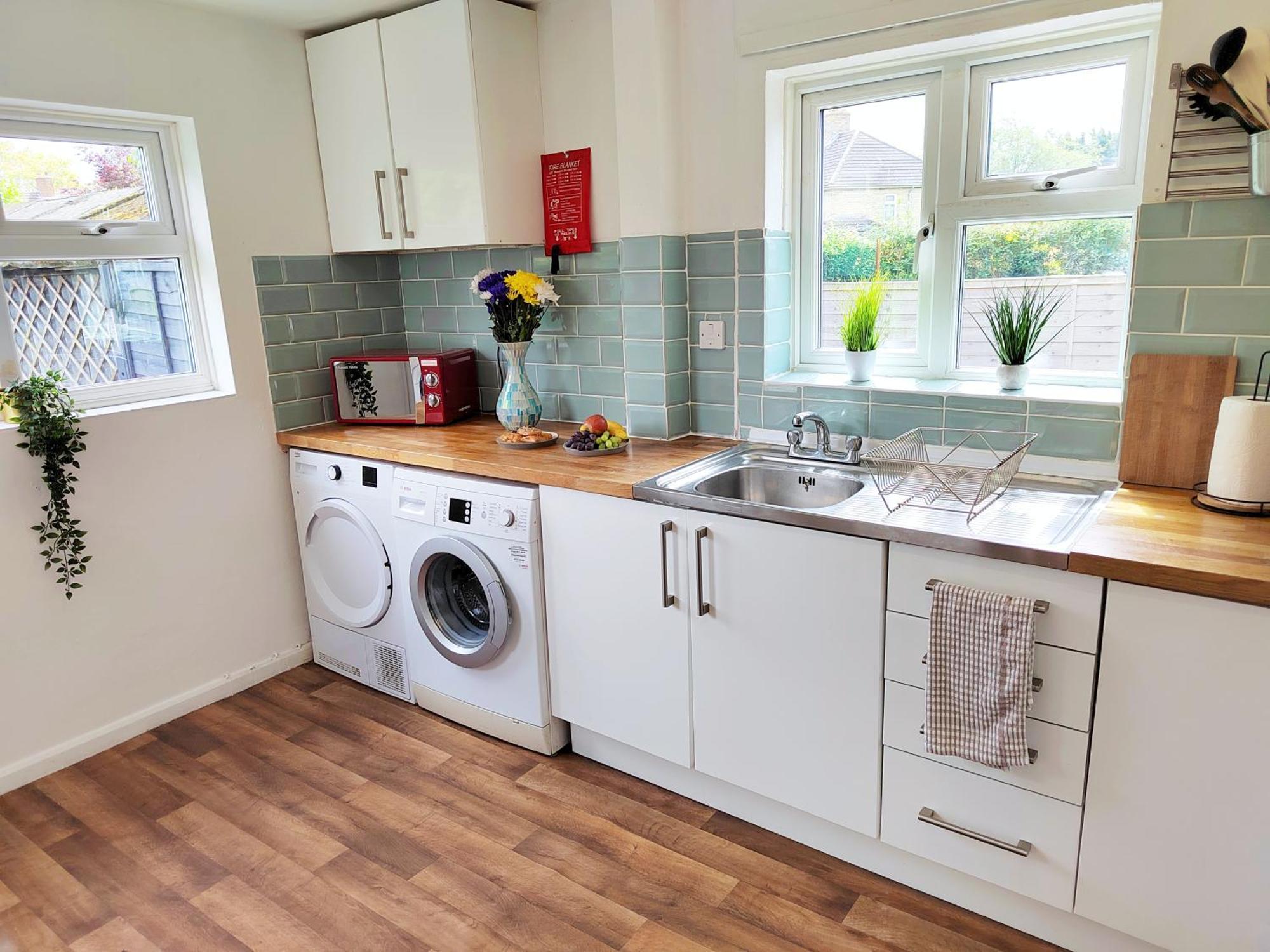 Epicsa - Corporate & Family Stay In 3 Bedroom House With Garden, Free Parking CBG Exterior foto